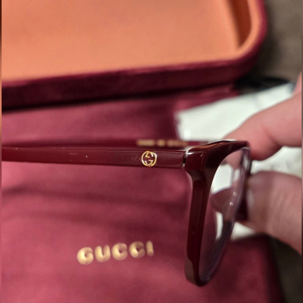Gucci Burgundy Glasses - Picture 2 of 8